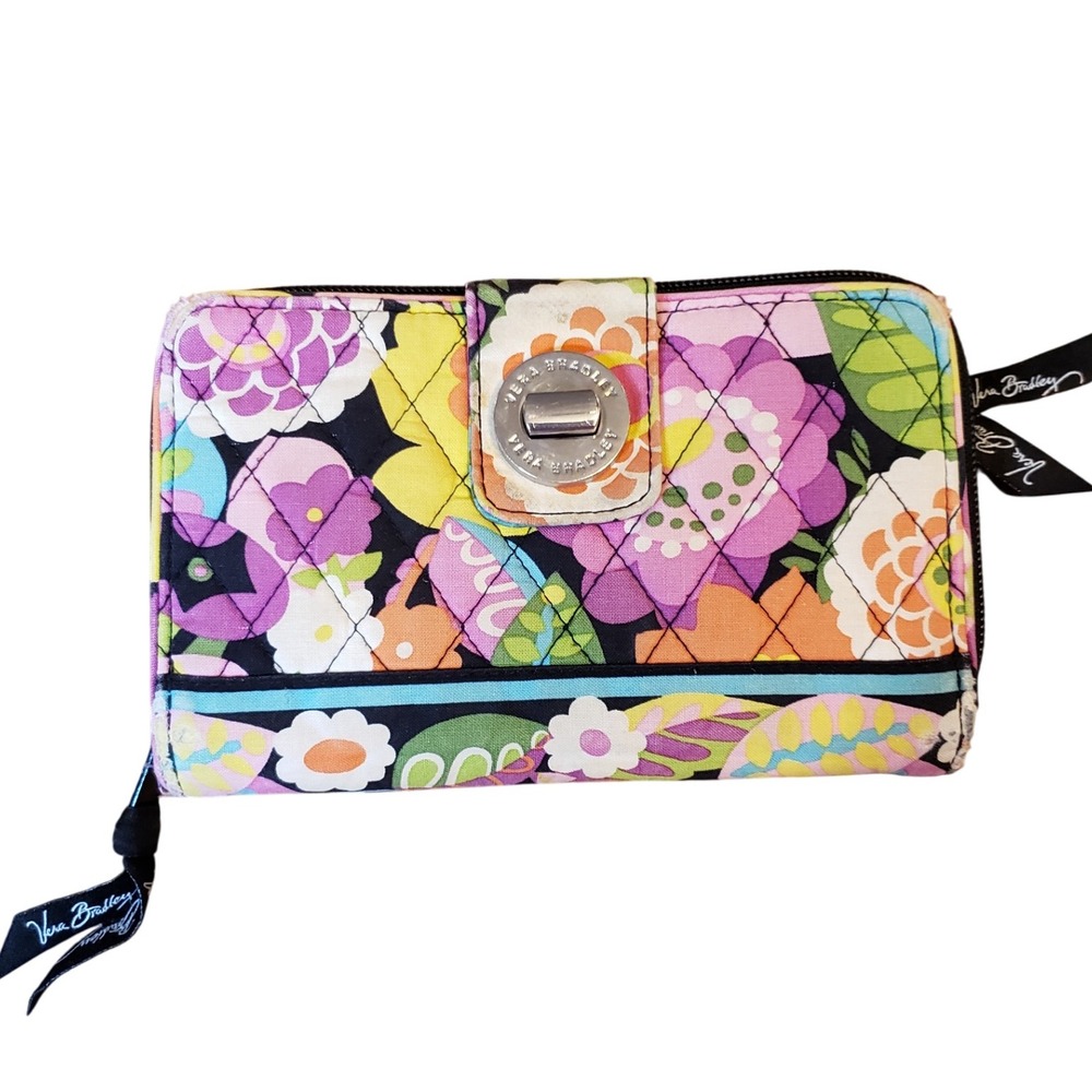 Vera Bradley Floral Wallet Snap Closure Zip Around Wristlet Pocket Organizer